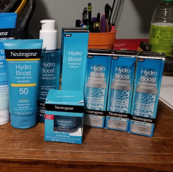 Neutrogena hydro gel skincare 11 piece set all new